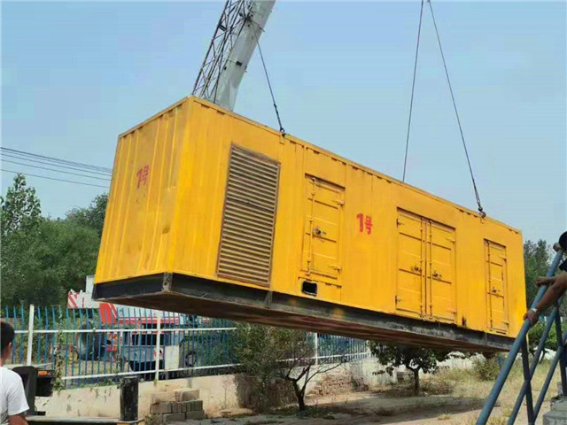 鹤山300KW柴油发电机组油耗是多少？