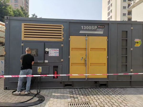 鹤山500KW发电机组冬季应该配多大的启动电瓶？